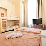 Aparthotel Zarra