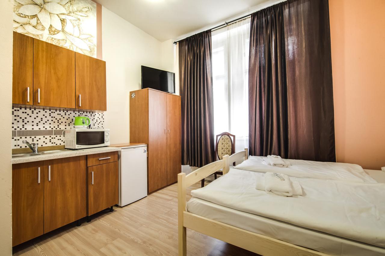Zarra Apartamento 3*