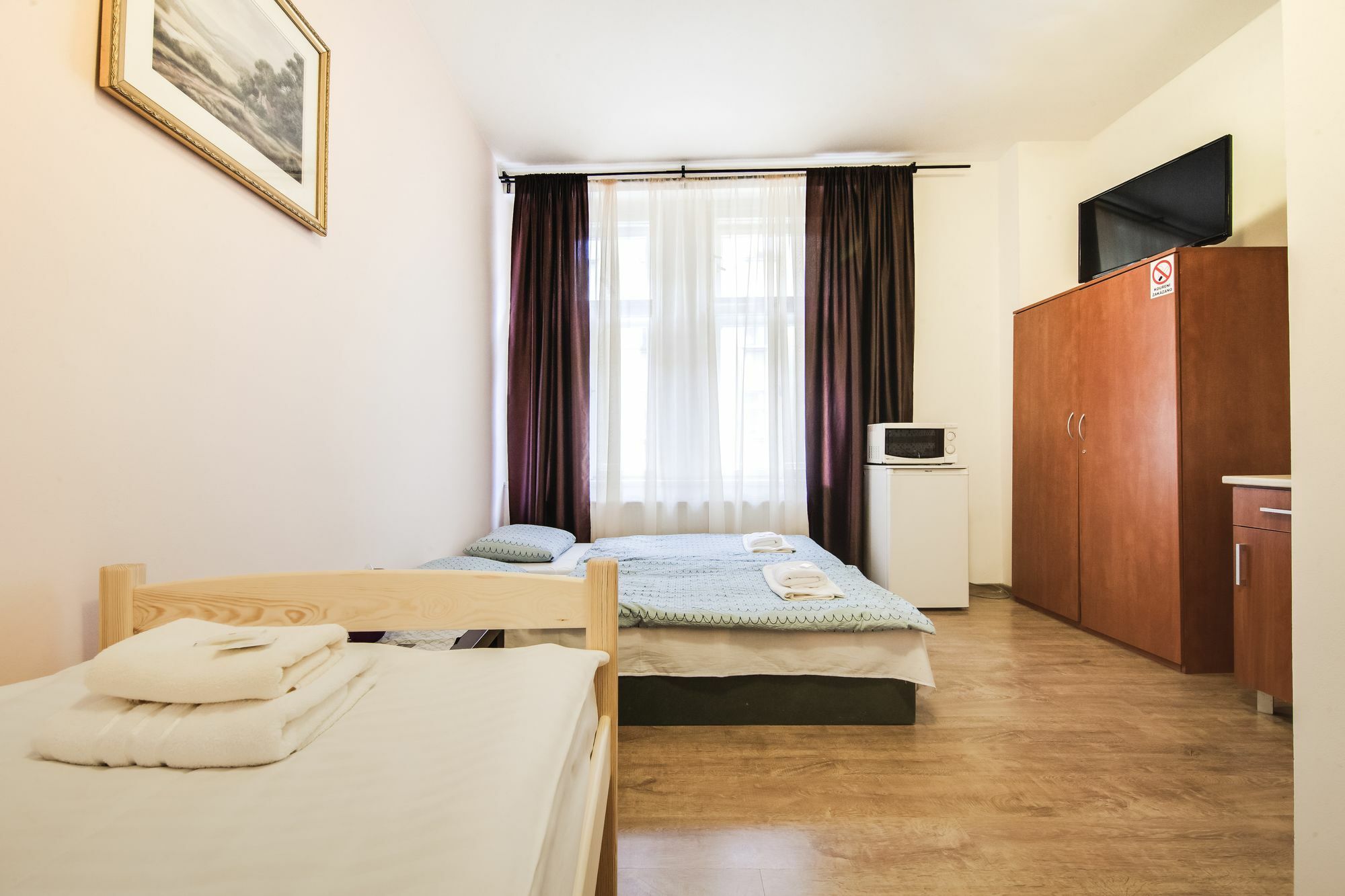 Apartamento Zarra 3*